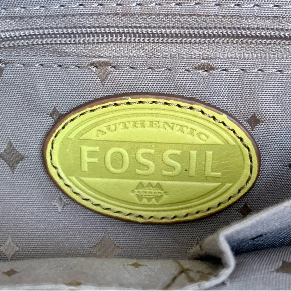 Fossil Taupe/Tan Leather Tote - Picture 11 of 17